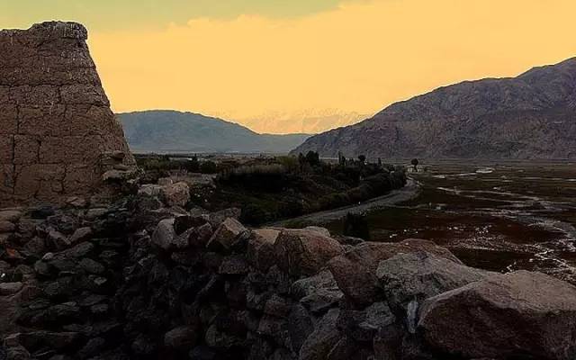 看头条后天就能从克拉玛依坐火车到喀什啦！