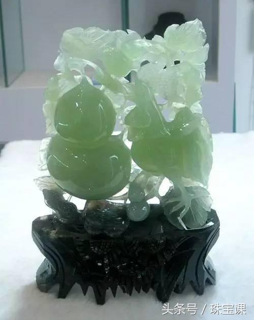 翡翠和玉的区别,看完再也不会傻傻的去买玉了!