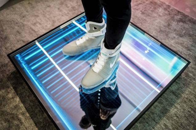 我穿着Nike去见女票，她却跟着开宝马的帅哥跑了