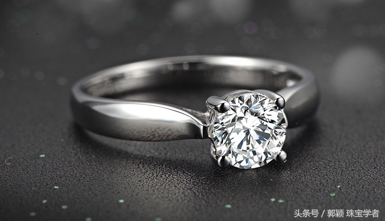 50分钻戒用铂金还是18k做戒托合适,钻戒戒托选18k黄金和18k白金