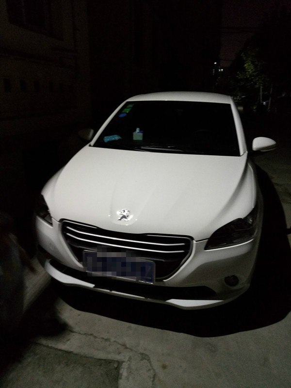 新款标致301幸福版,标致301旅行