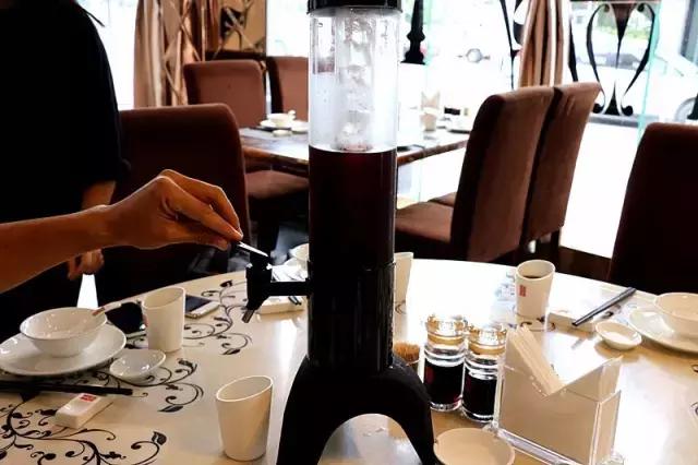 泉州海鲜界的新宠在怒吼!这条有故事的神秘鱼,带你一秒穿越侏罗