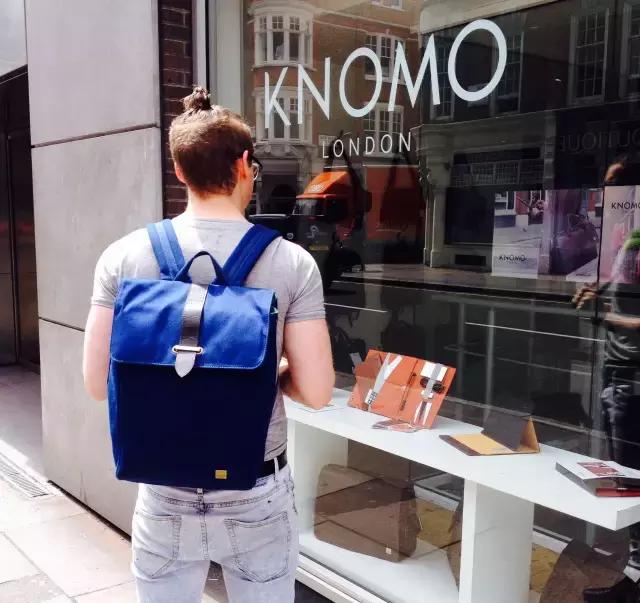 逛大街不想撞包？试试这些小众又时髦的双肩包！