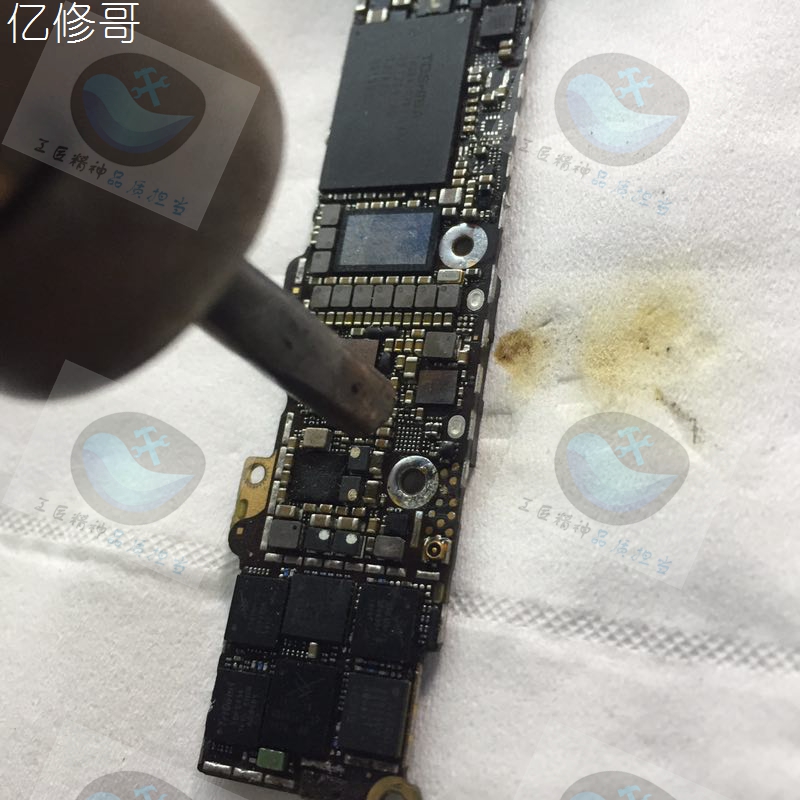 维修记录iphone,苹果5s一直白苹果蓝屏