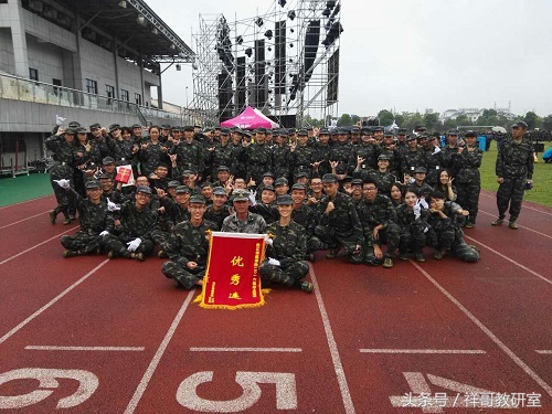 漫漫浮生里|很高兴遇见你，听听发自大一女生内心的诉说