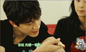 朋友圈被YSL口红霸屏明星都在追捧的口红们（附最全试色）