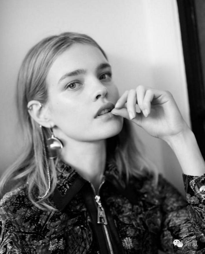 11岁卖水果，19岁嫁王室，29岁成LV太子妃……