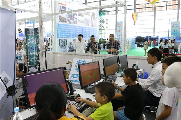 从无人机发烧友到发明家可能只差一个深圳