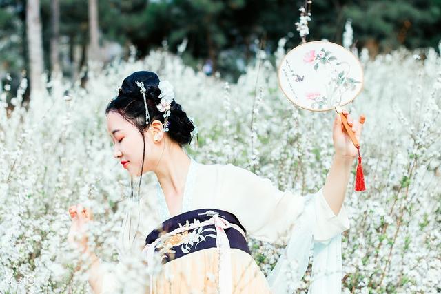 小说新婚夜植物人老公突然睁开眼,小说新婚夜残废老公站起来了