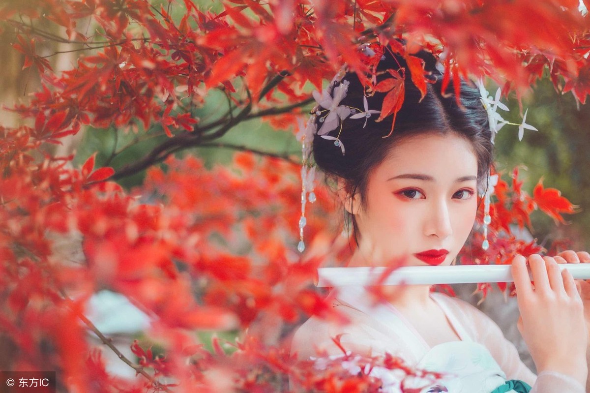 小说：他为了让她吃药，就给她挠痒痒，后来她的身体好多了