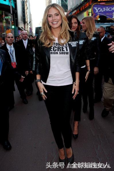 米兰达可儿维密走秀2009,维密2009大秀完整版中文字幕