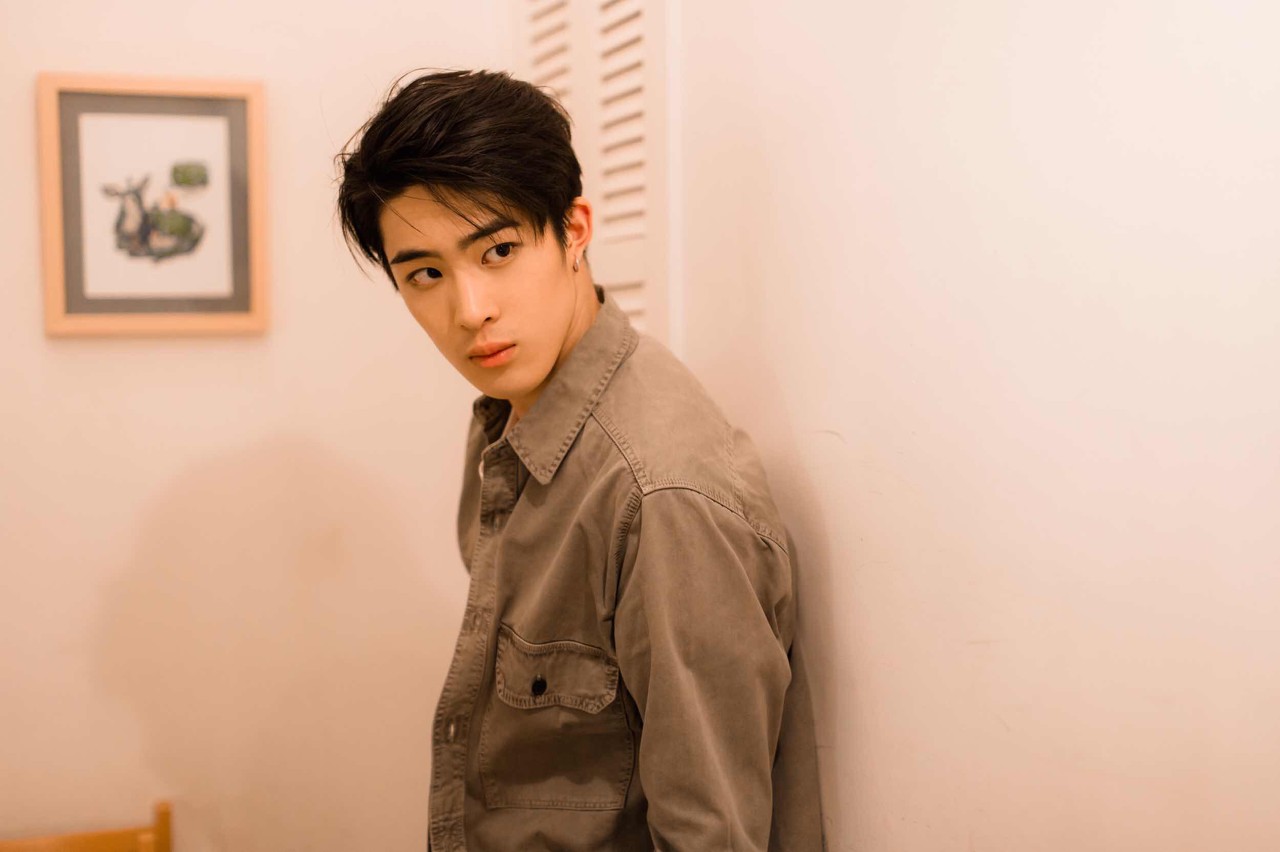 小说：姐姐想趁着妹妹不备，将她推进喷水池，孰料自己没站稳摔了