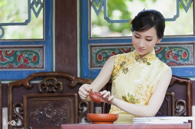 小说：她情急之下胡说的一句话，竟得罪了影帝，怎么哄都哄不好