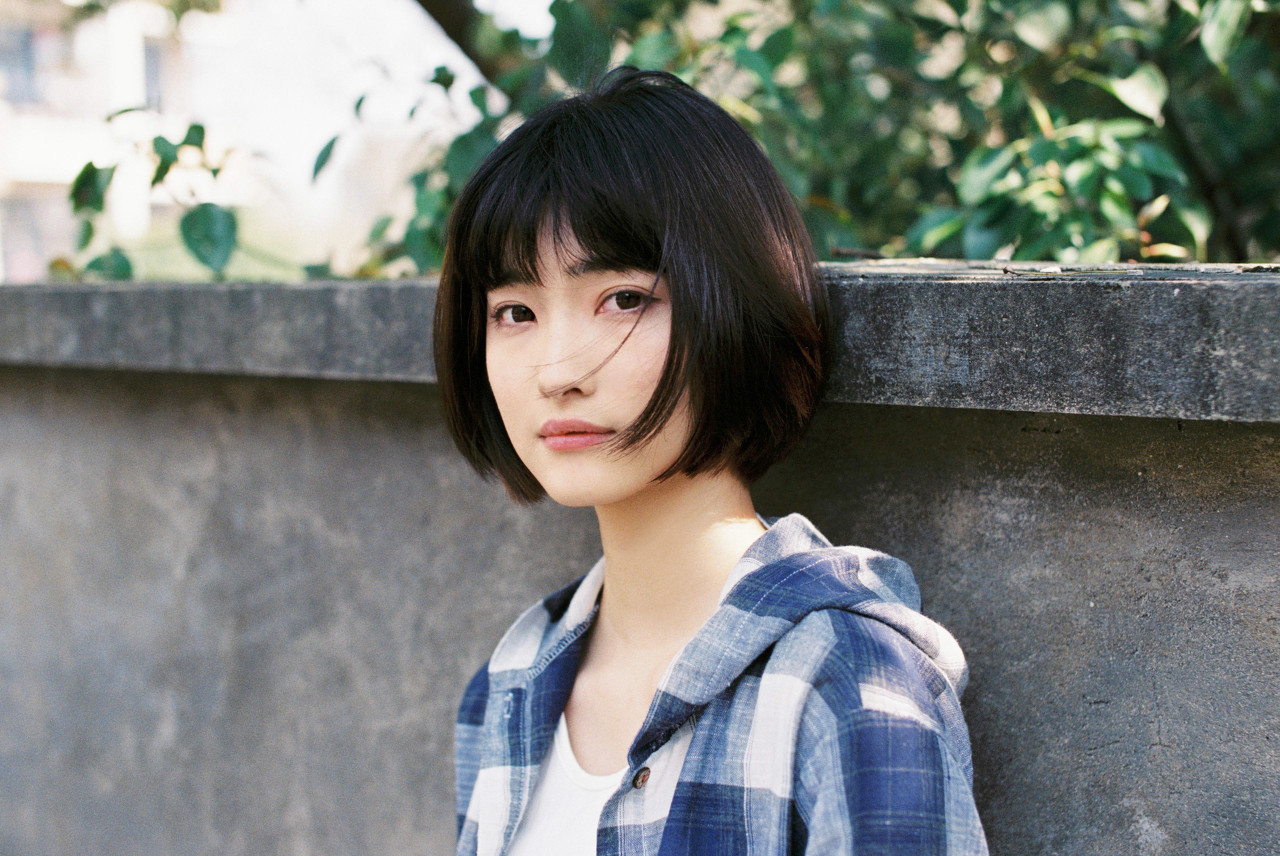 美女被同学欺负霸气总裁来救场,女同学被富家女欺负