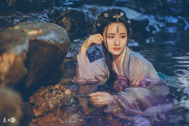 女主被严刑拷打的古代小说,女主被关进大牢用刑的小说