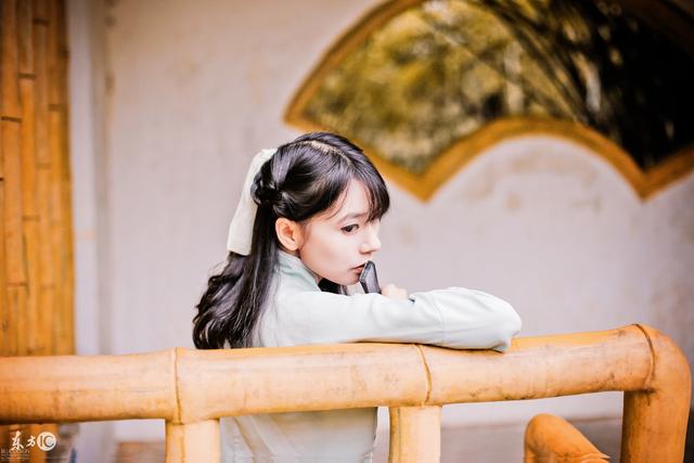 小说：她一朝穿越古代，利用空间异能，日子越过越红火