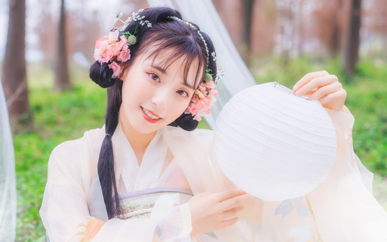 小说：她被人泼硫酸，王爷出手帮忙：不用感谢，除非以身相许