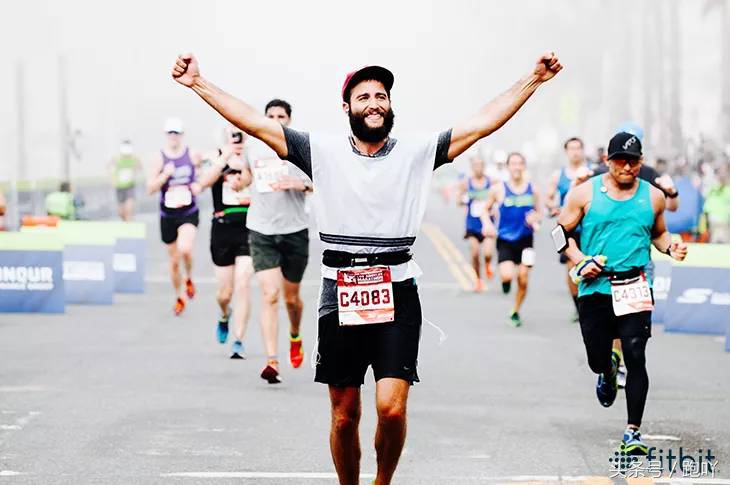 跑步很慢的人怎样提高跑步速度,如何提高跑步速度马拉松