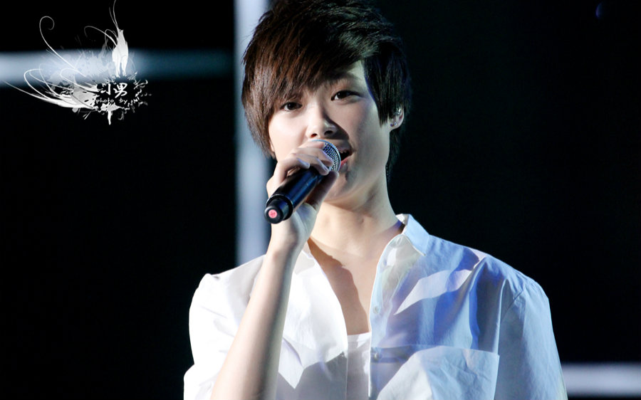 别再削骨追求“瓜子脸”了,6位方脸女星告诉你,国字脸才真扛老