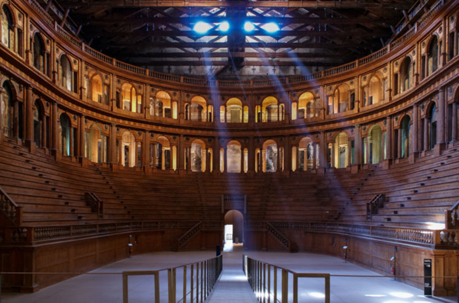 意大利古罗马圆形剧场,意大利歌剧院简介