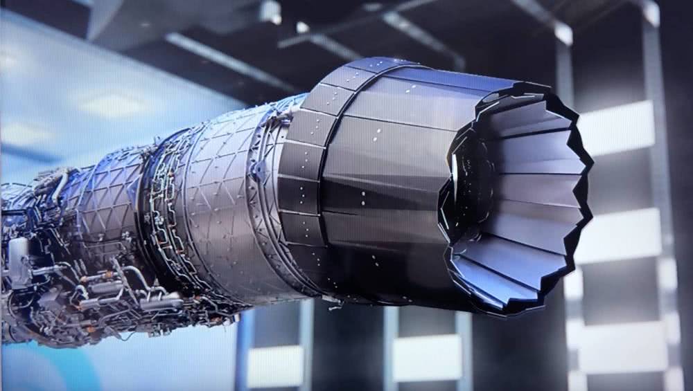 中国歼20战斗机换装涡扇15发动机,油管评论歼20换装国产发动机