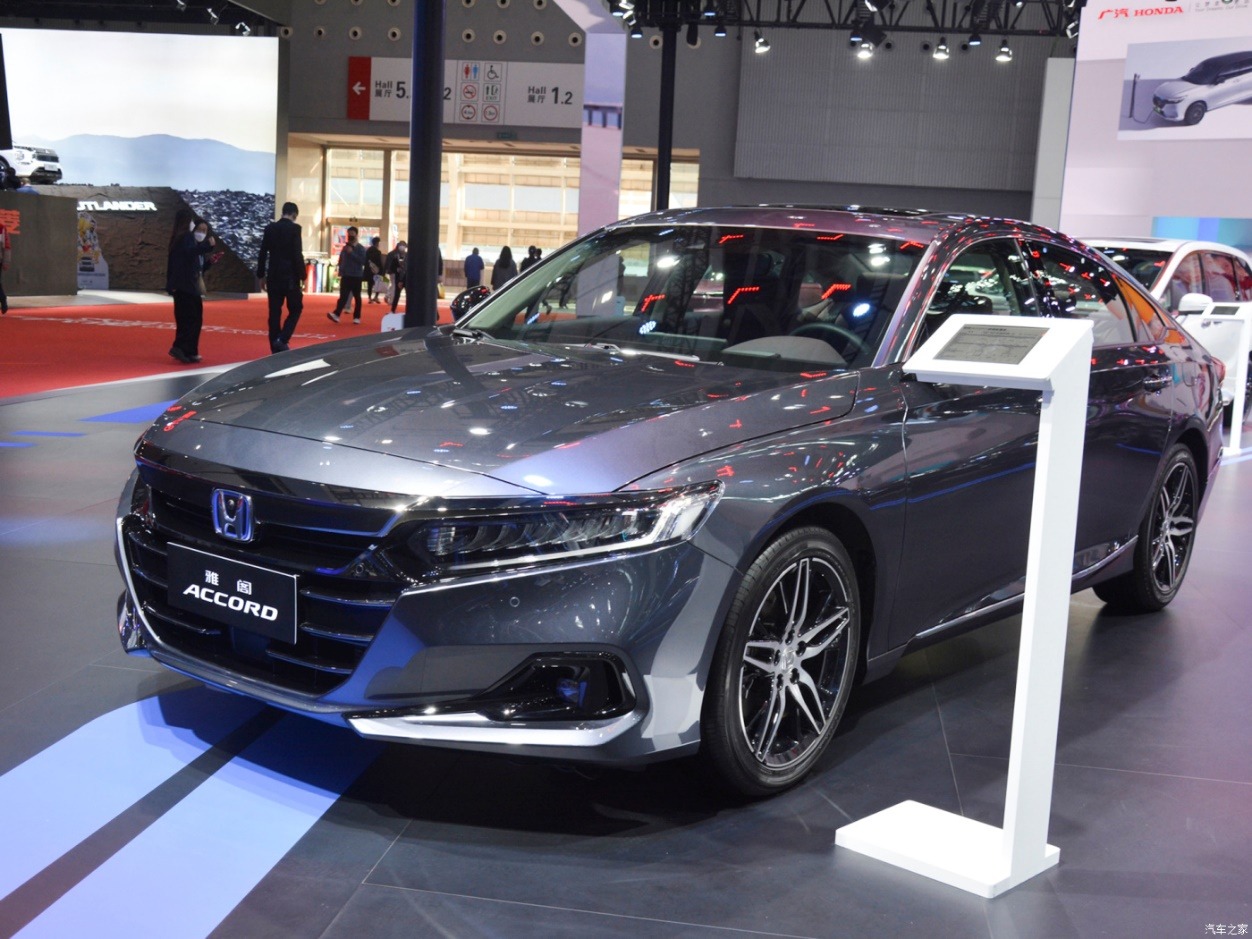 预算20万买中型车这三款最值得买,实用可靠还便宜买这四款合资车