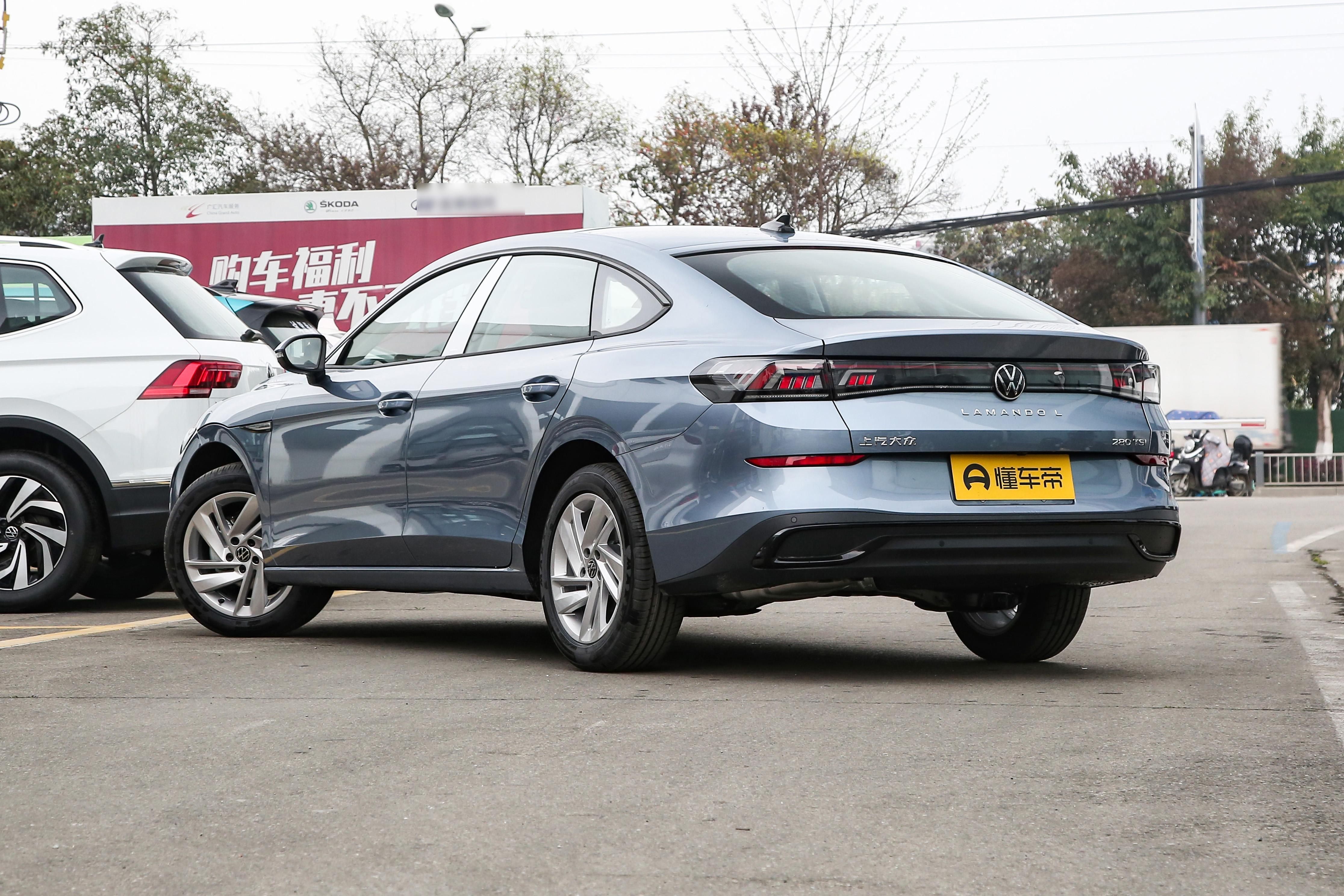 凌渡l对比名爵7哪个值得买,名爵mg7和凌渡L对比