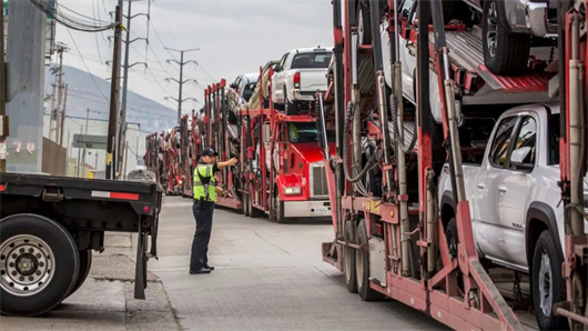 从泰国到墨西哥，争做电动车制造中心