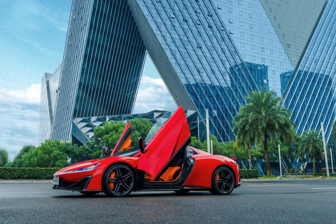 新能源电动汽车埃安轿车,新能源电动汽车埃安威海