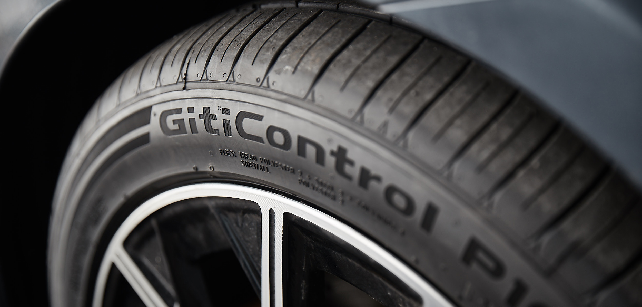 佳通和马牌轮胎哪个更静音,佳通轮胎和马牌轮胎有哪些优缺点