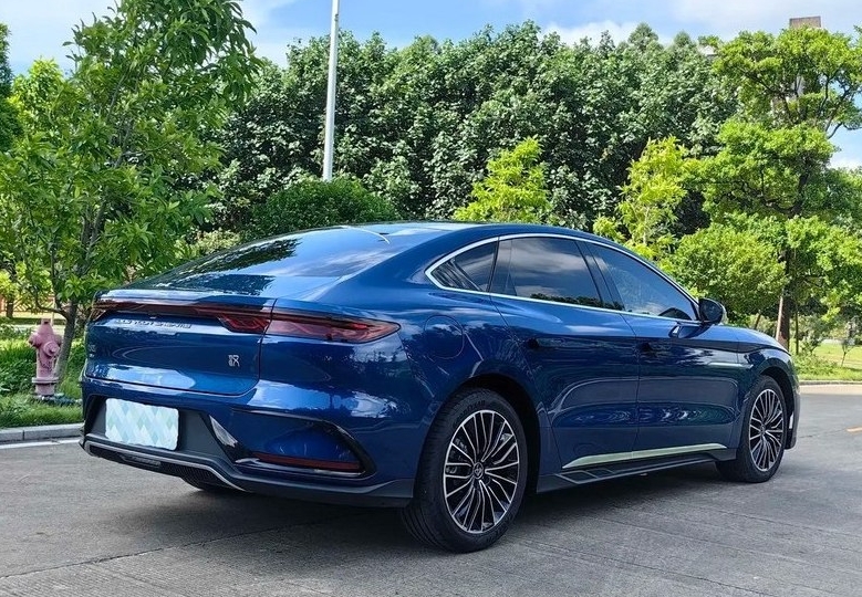 汉dm底盘测评,汉底盘解析视频