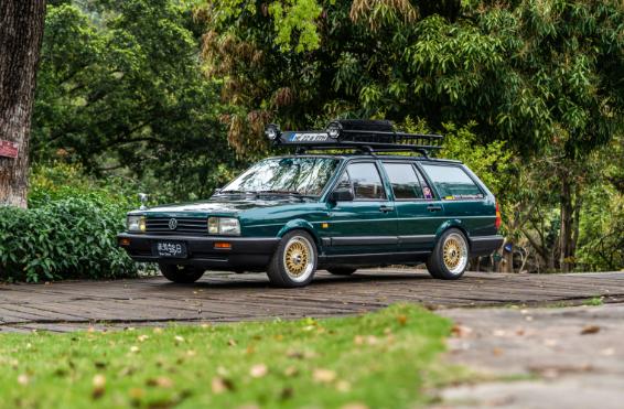 普桑2023款自动情怀版落地价,2022经典情怀版大众桑塔纳普桑