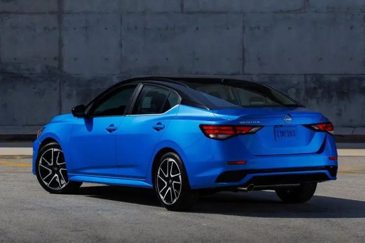 改新款轩逸前脸,十四代轩逸前脸全黑效果图