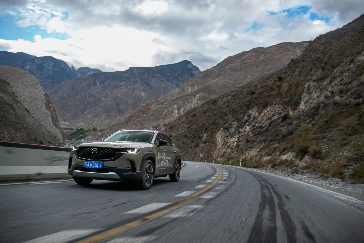 最新马自达cx-50试驾,试驾马自达cx50最新款