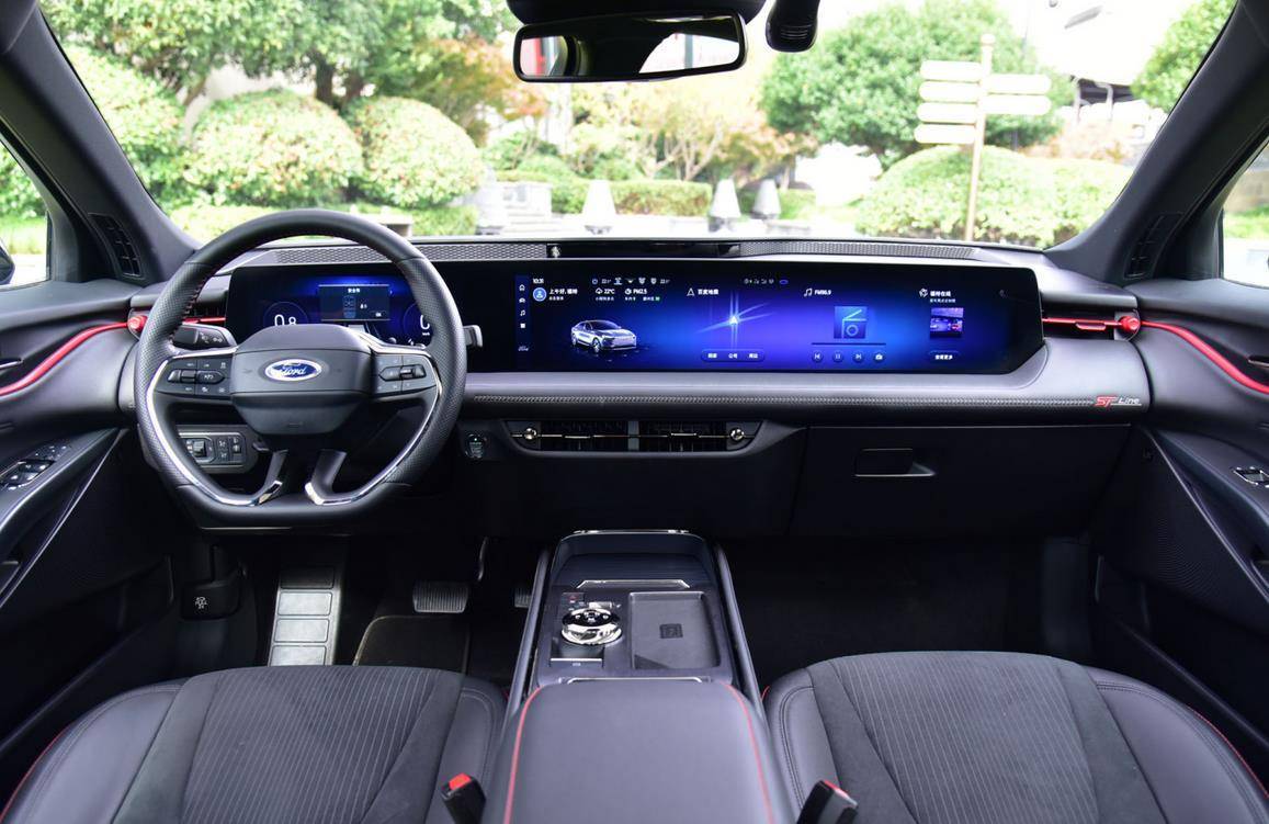 20万新能源和燃油对比,15万买强实力家用车买这4款准没错