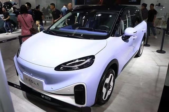 极狐汽车正式亮相,北汽极狐mpv