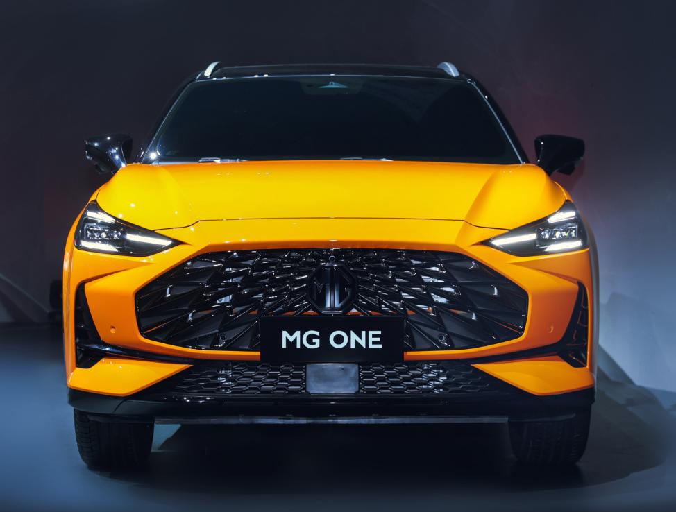 名爵mgone第一视角试驾,名爵mgone音响效果