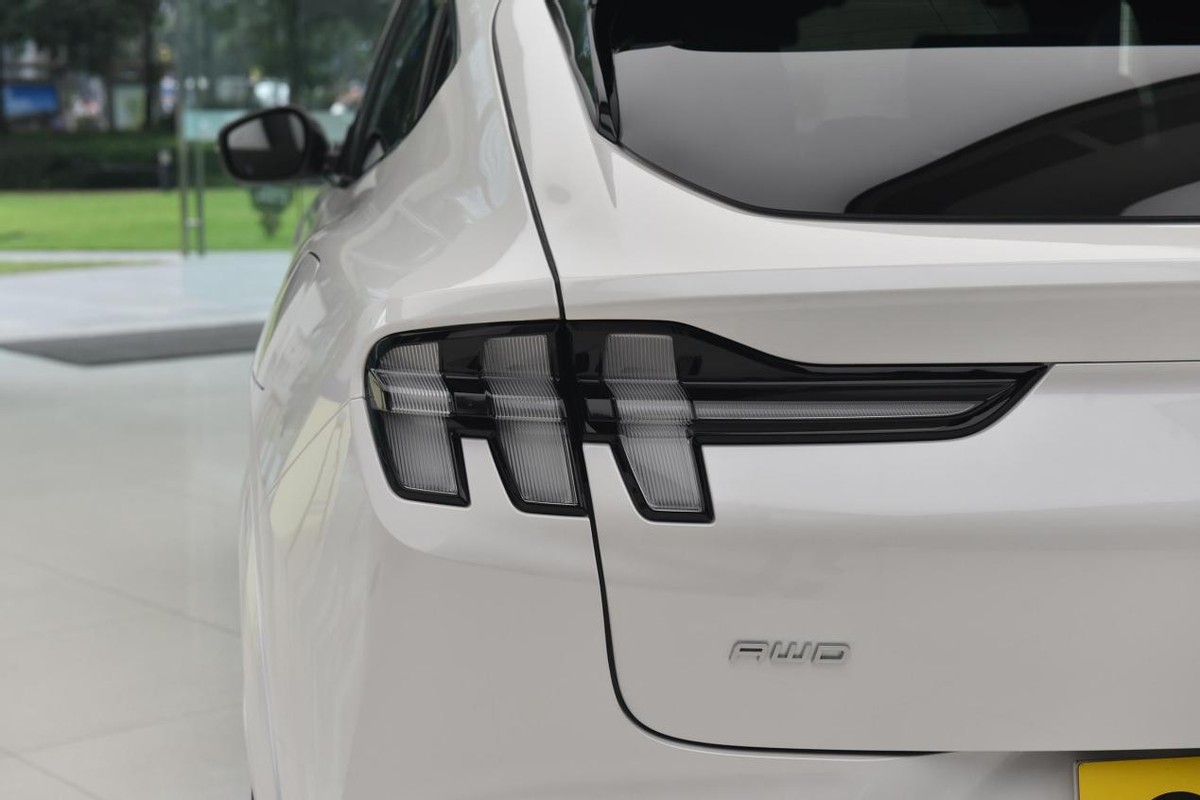 福特电马2024风潮版和飞驰版,福特电马算不算豪华suv