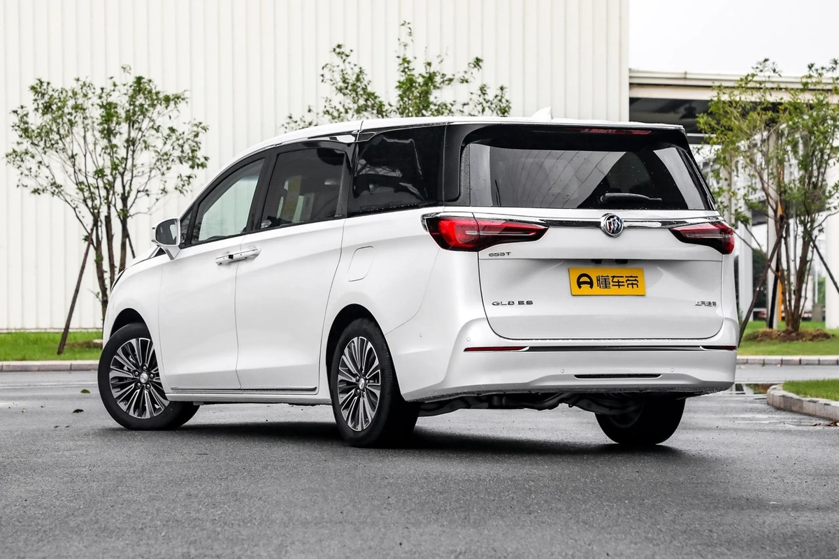 gl8新前脸,别克gl8es陆尊653t豪华版