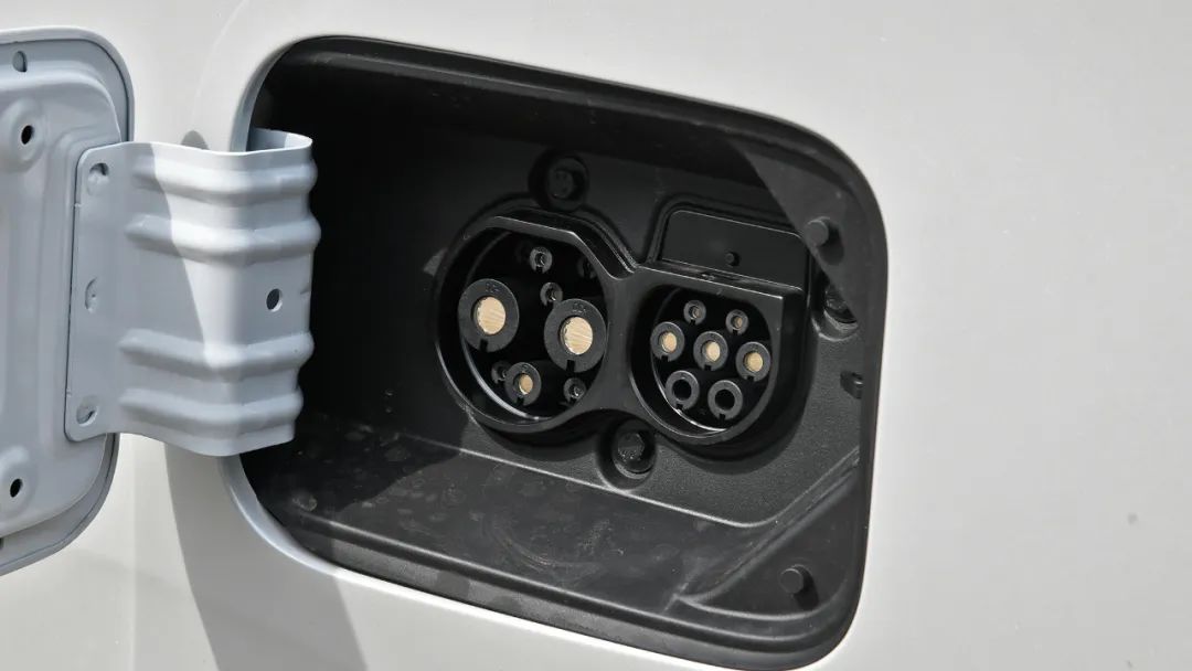 传祺新能源e9上市了吗,传祺e92022款落地价