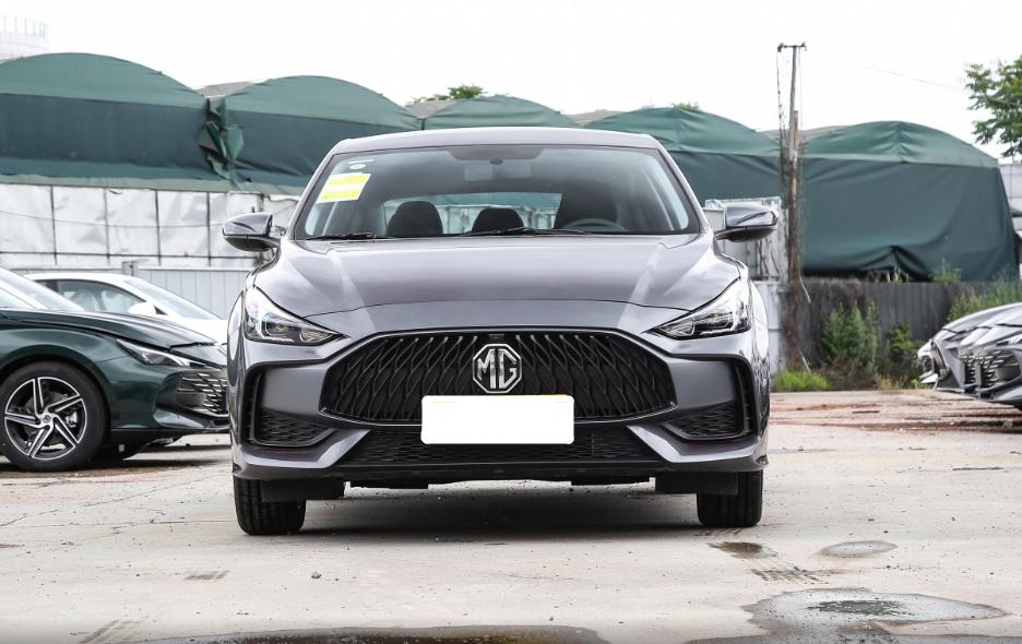 年轻人的运动潮跑轿车全新名爵5,名爵5指导价8.09万