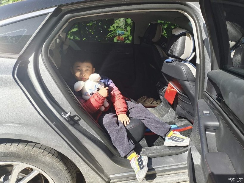 福特蒙迪欧豪华运动版用车感受,新款蒙迪欧用车感