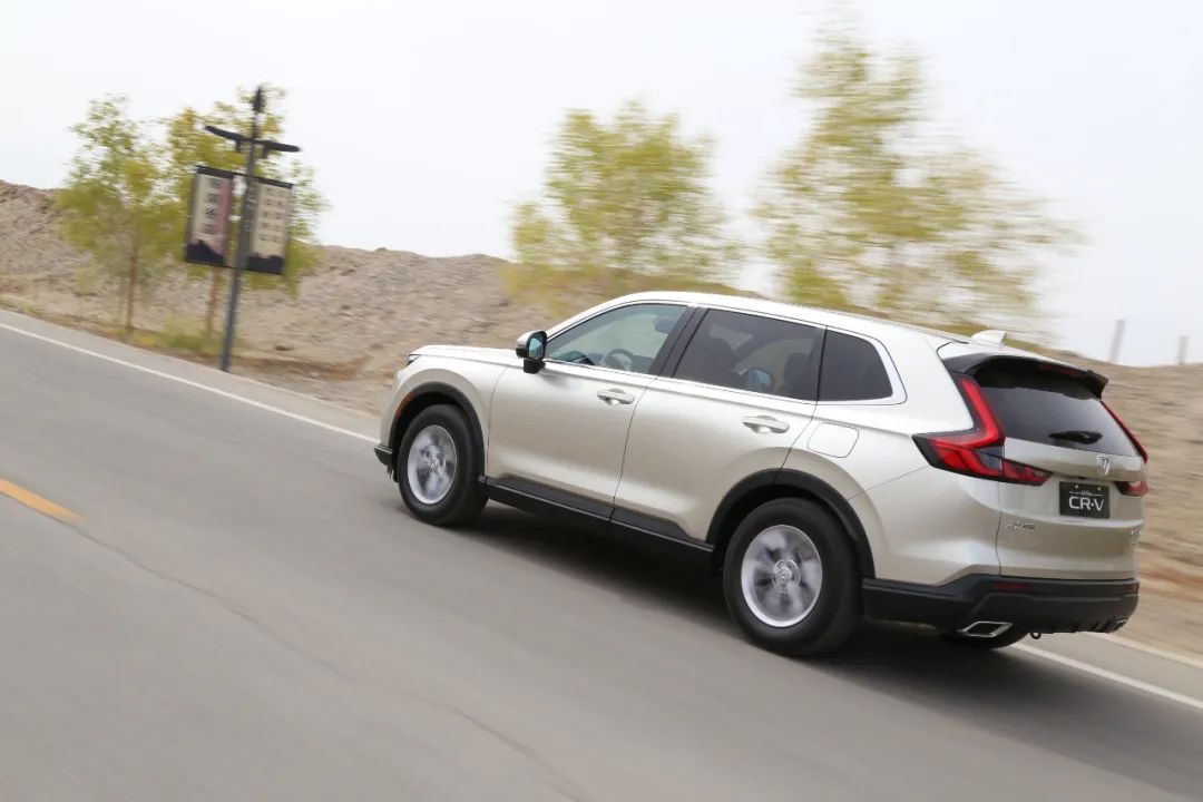 全新一代本田crv试驾视频,第六代本田cr-v国内首发