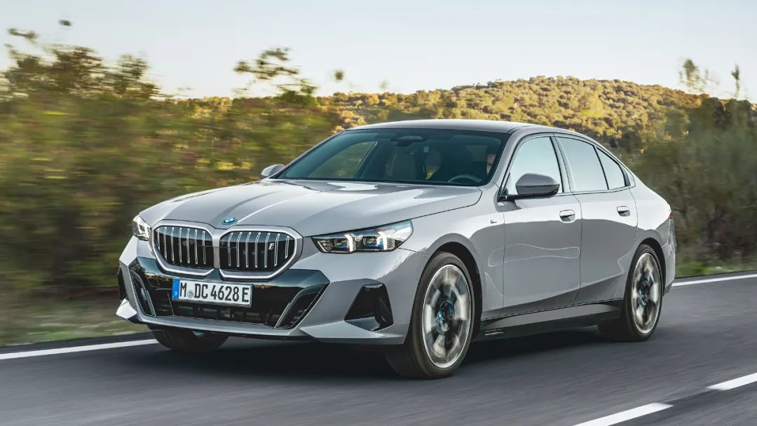 全新一代宝马5系发布销量稳了,新款宝马5系销量