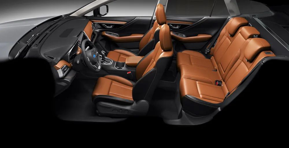 2015款斯巴鲁outback傲虎二手旗舰版,身从容意纵横