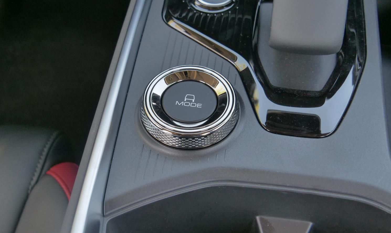 15万左右的车推荐年轻人空间大,15万上路的车推荐