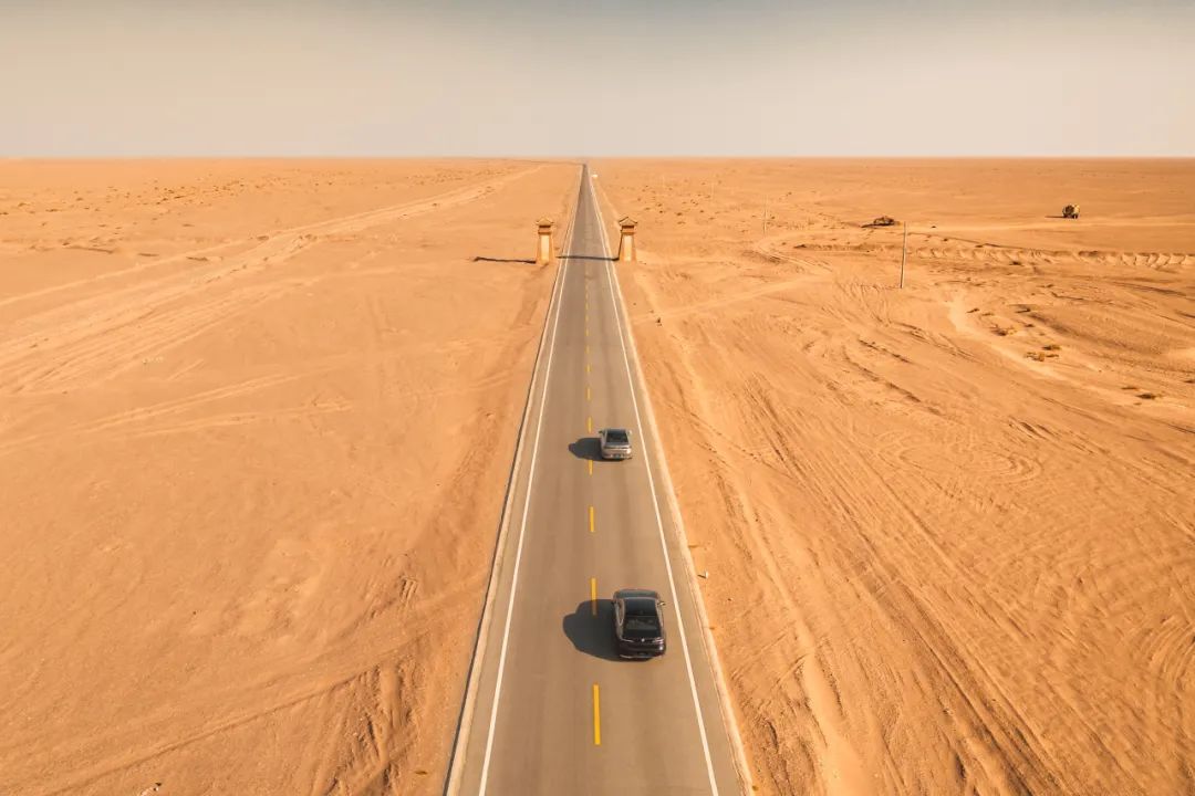 宝马740lixdrive四驱豪华和530区别,宝马740lixdrive平行进口