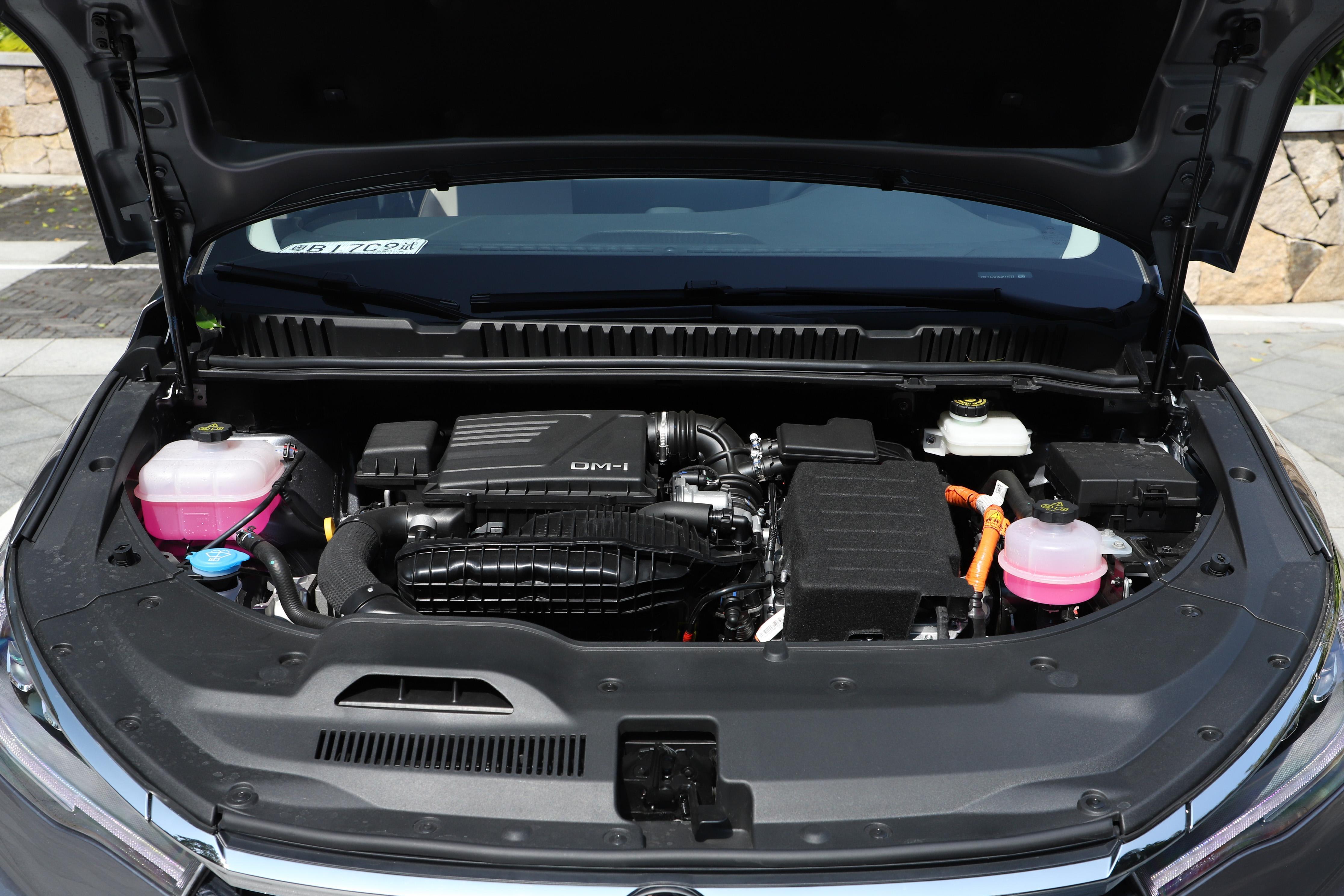 新款比亚迪宋maxdm怎么样,新款宋maxdm-i旗舰行政