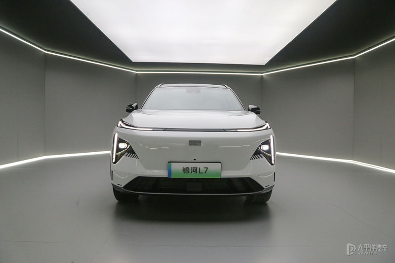 银河l7亏电真实油耗是多少,吉利银河l7低价格体验高配置