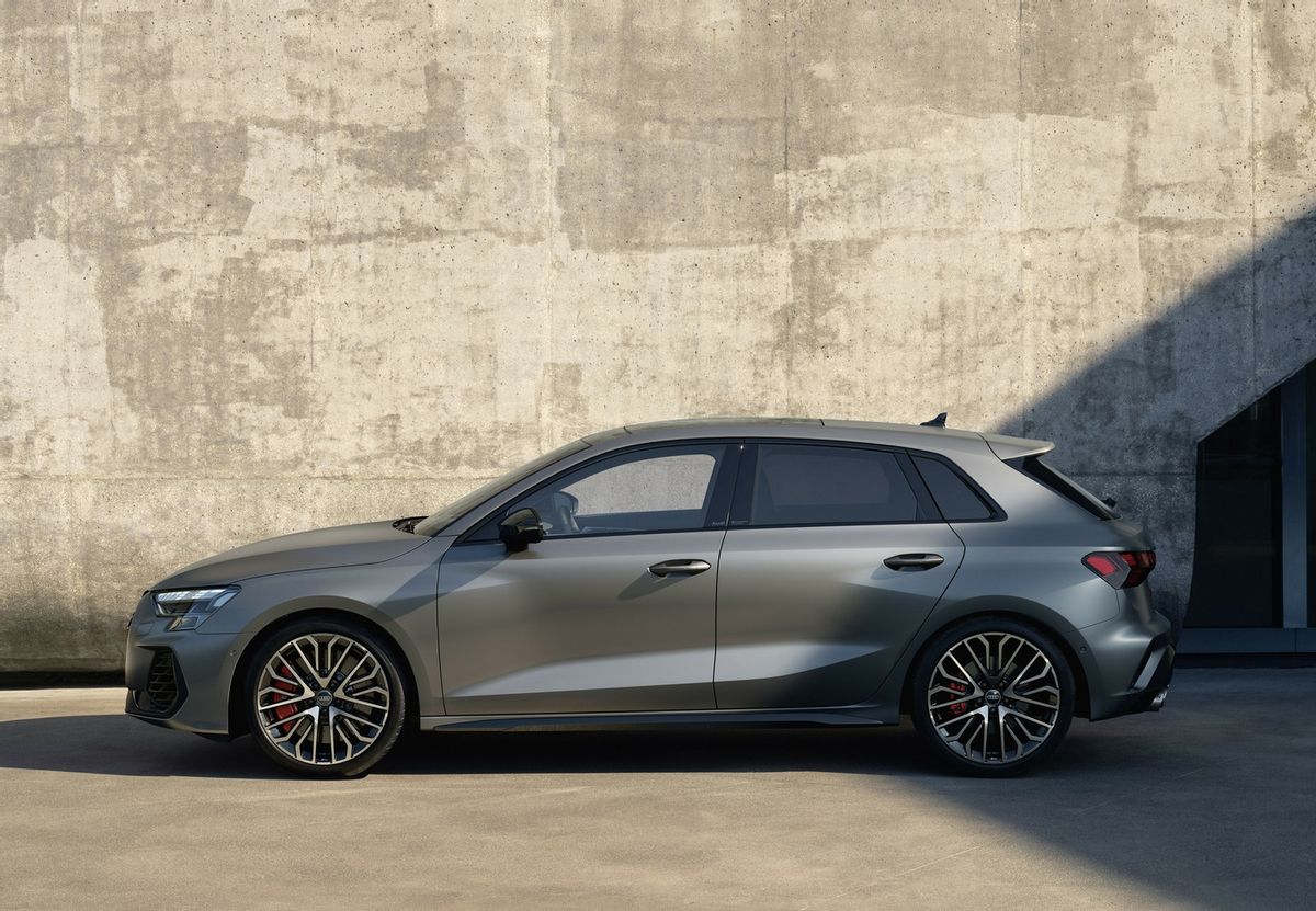 s3奥迪2022019款落地多少钱,奥迪2022即将上市新车s3价格